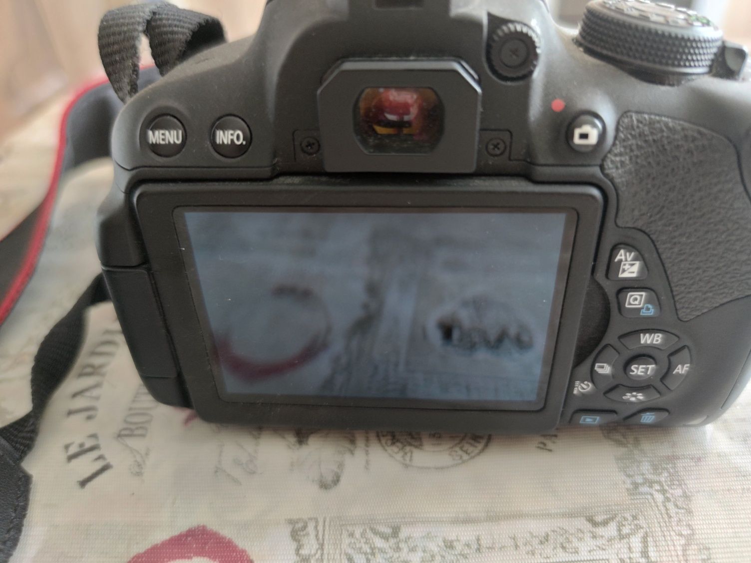 Canon EOS Rebel T5i