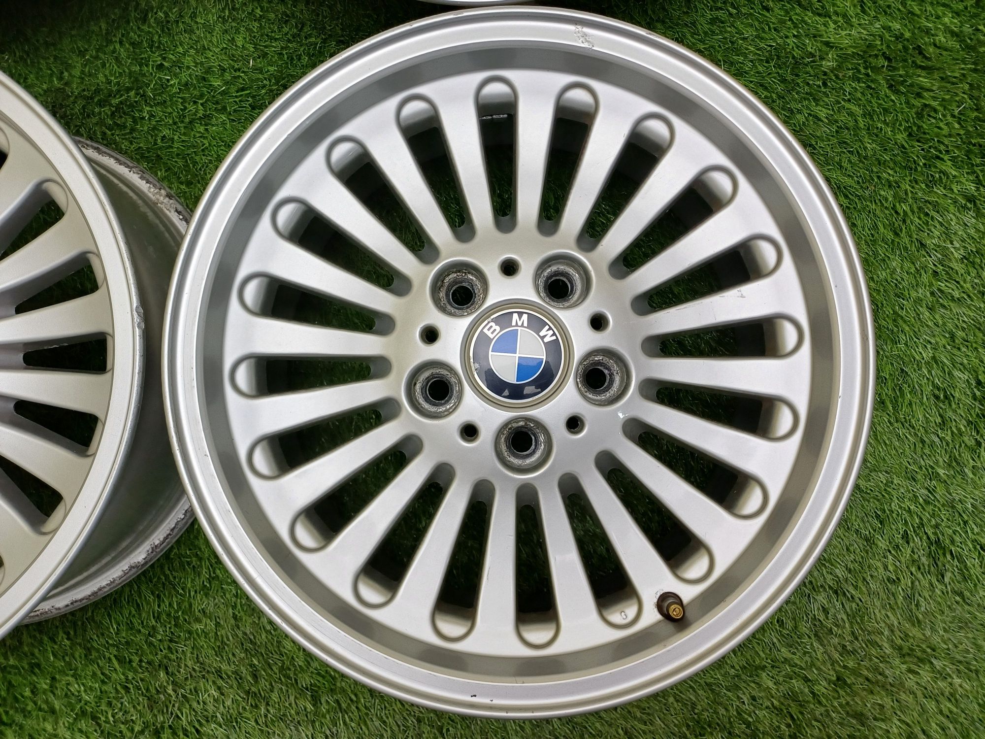 Диски R16 5x120 на BMW (Стиль 33) на Е39 и др