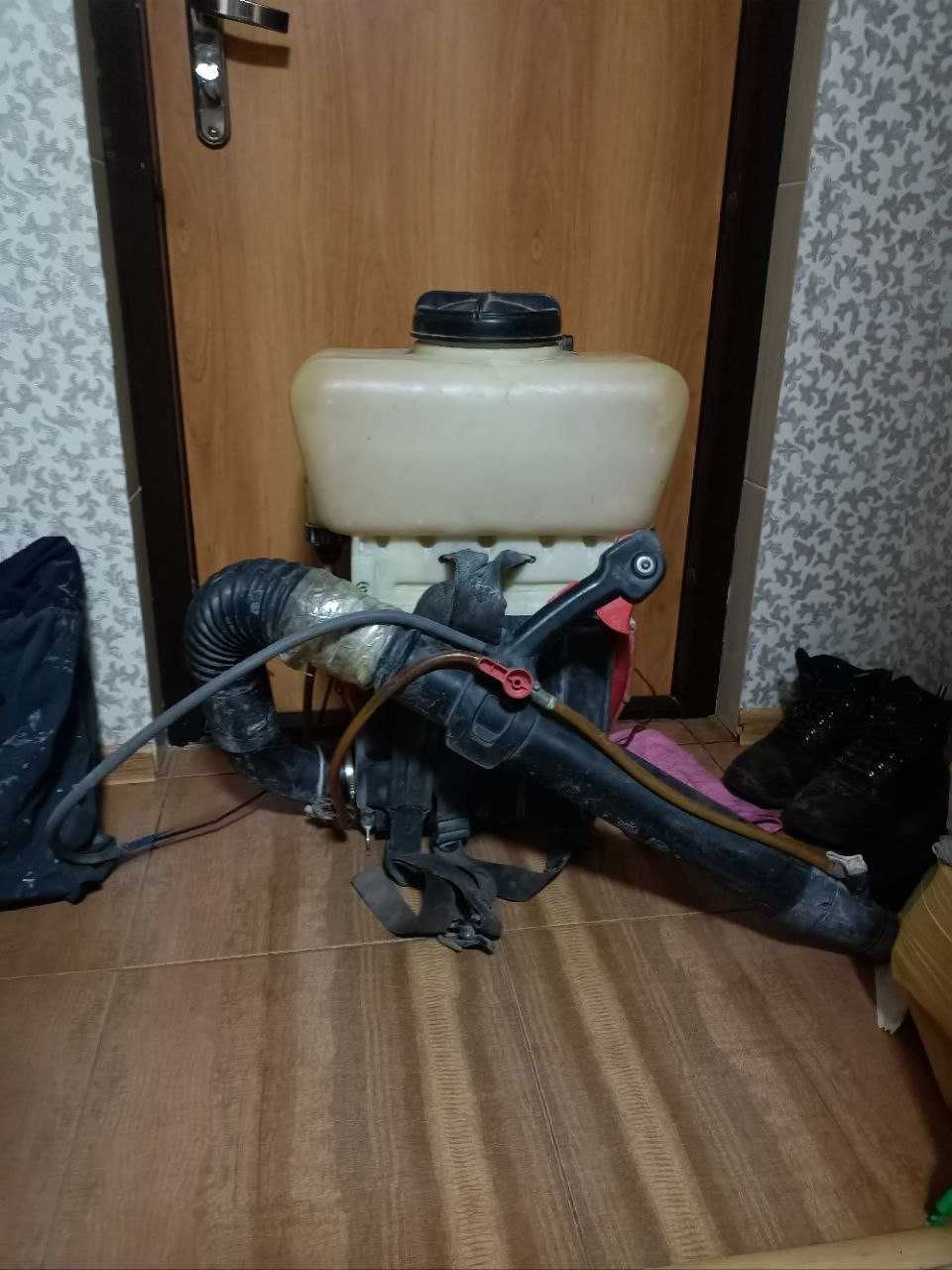 опрыскиватель бензиновый