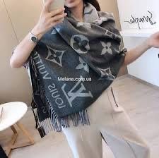 СРОЧНО продам палантин от луи витон ( LV)