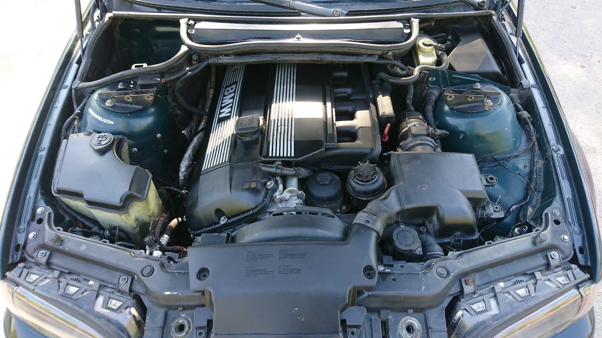 BMW E46 (2002) рестайлинг 3 литра
