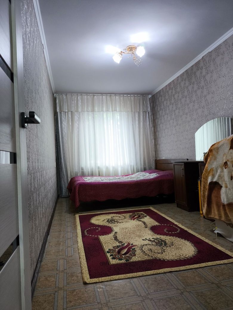 Продам 3х в центре