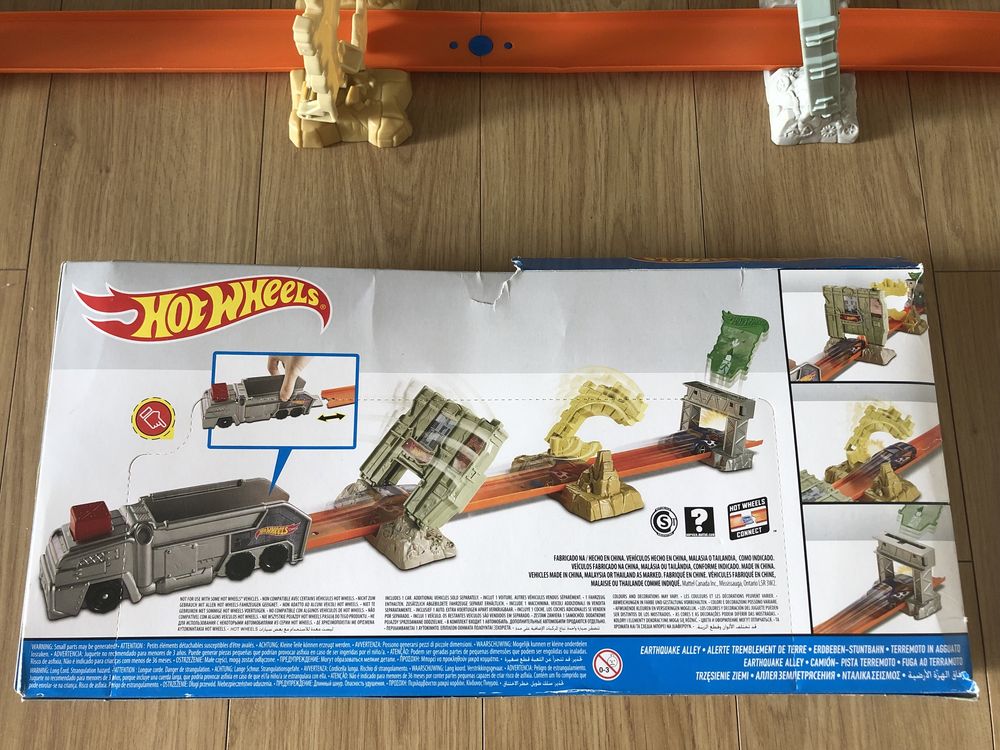 Игровой набор "Хот Вилс" - Землетрясение hot wheels