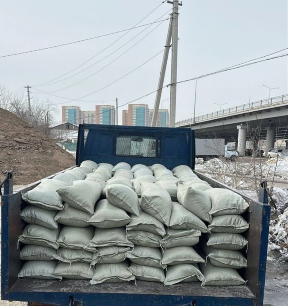 Продаем песок щебень отцев кирпич газаблок