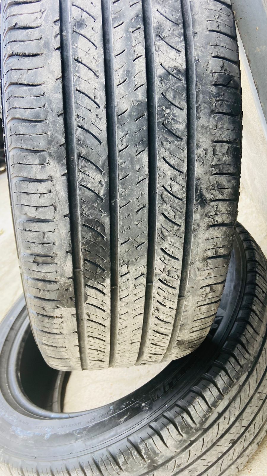 235/55/R20 сатылады жагдайы жаксы
