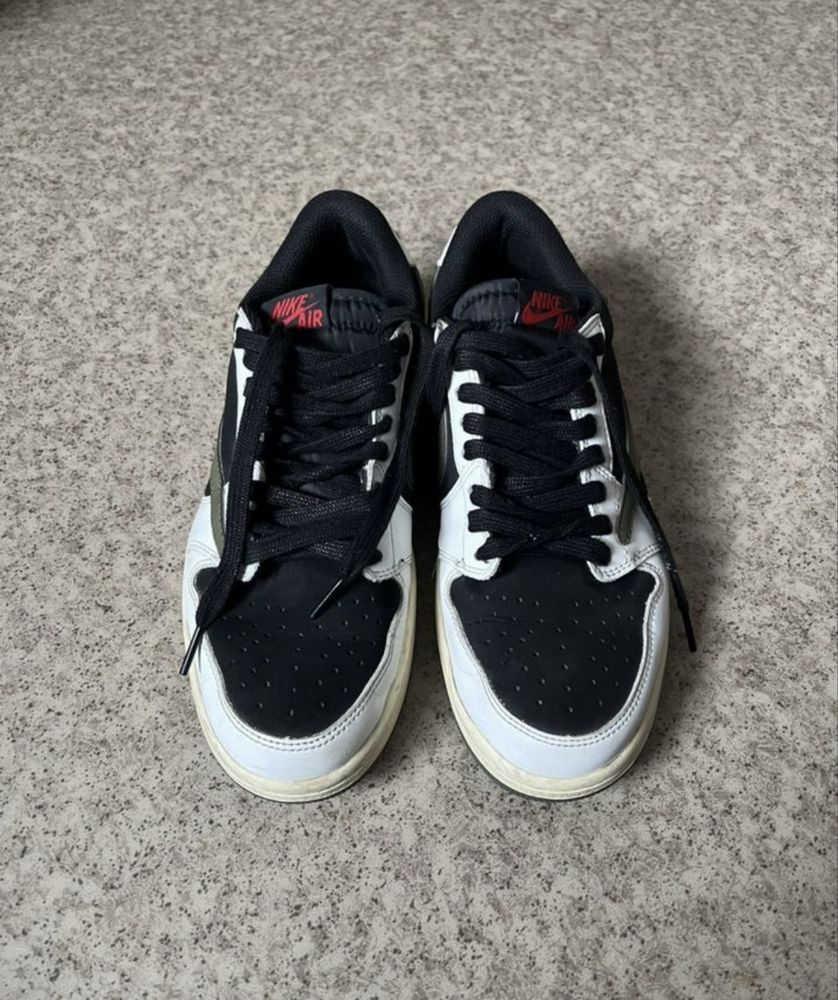 Кроссовки Nike Travis Scott