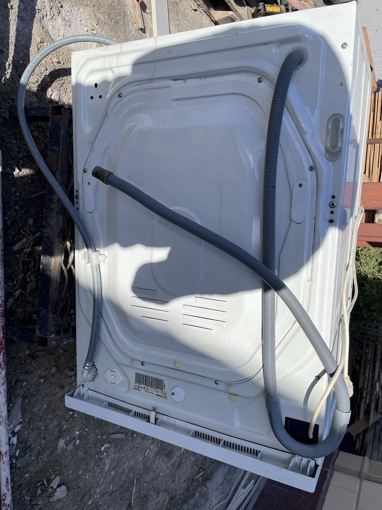 стиральная машинка Indesit