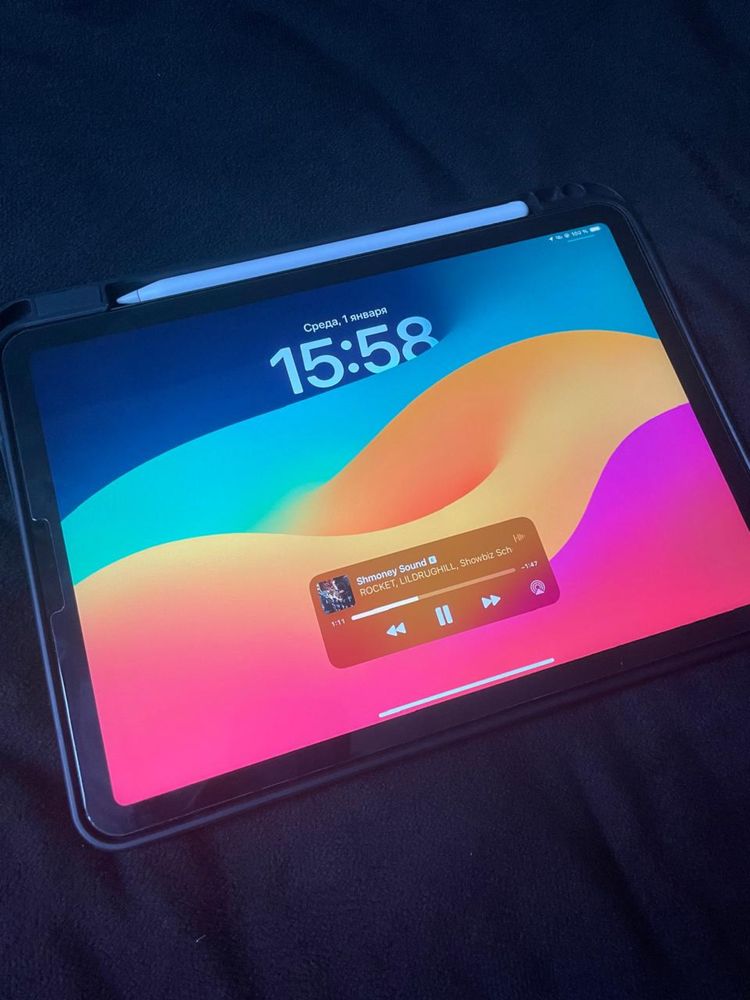 Ipad Air 5 2022 года 65гб +apple pencil