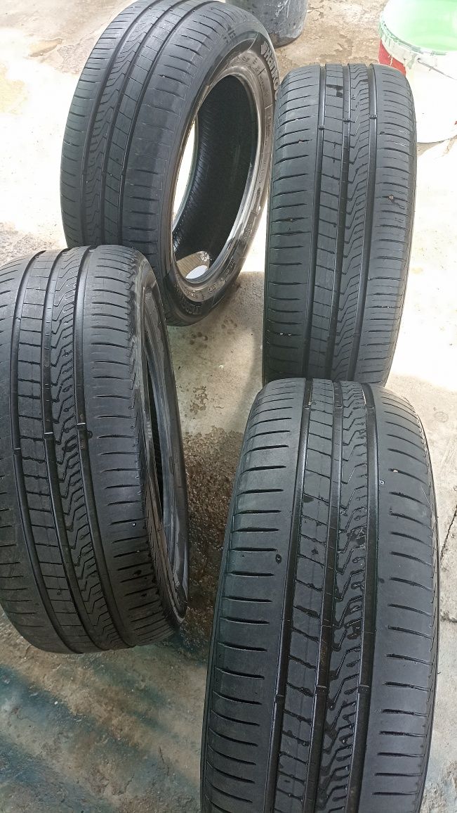 Продам авто шины хорошем состояние.