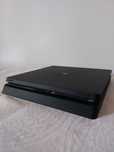 Игровая консоль PlayStation 4