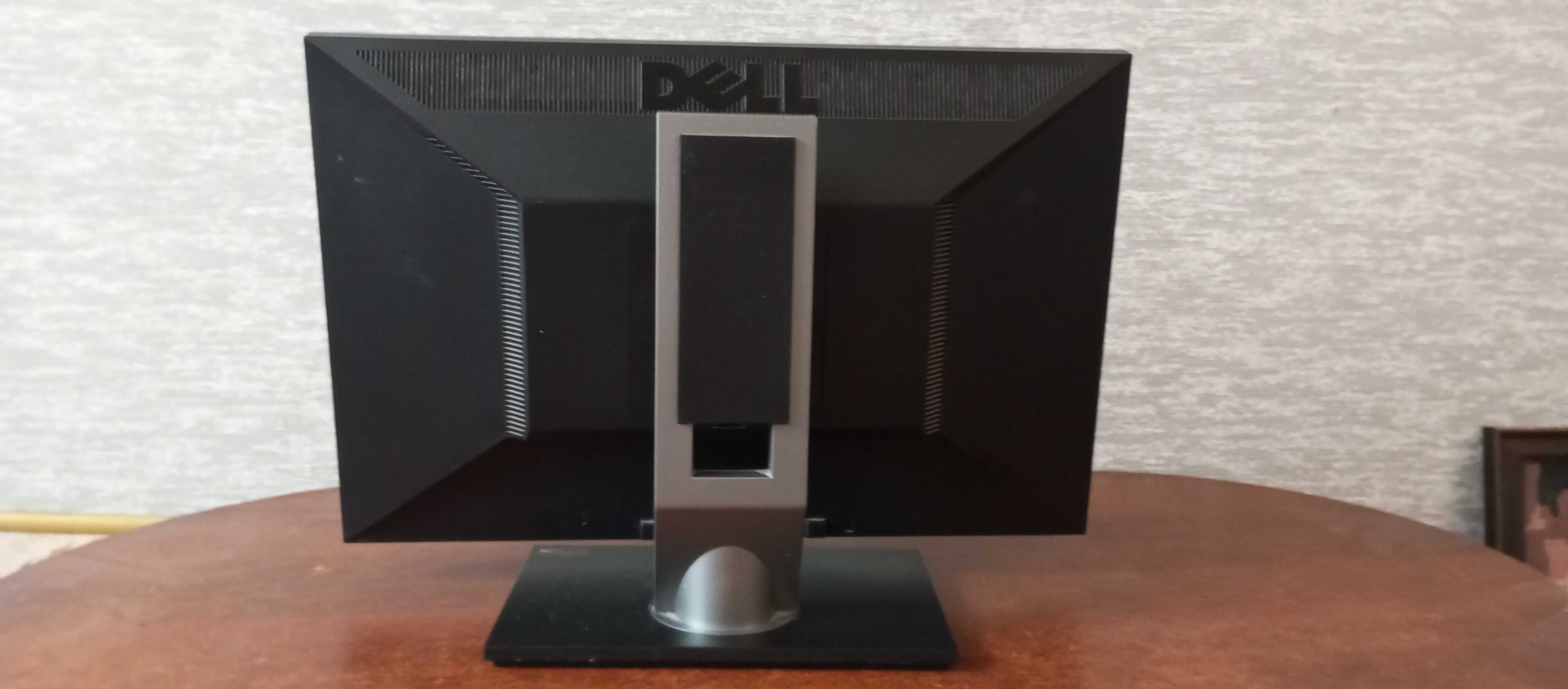 Монитор DELL E2210F 22" VGA разъём