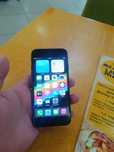 Продам телефон iPhone 7 память 32гб состояние отличное