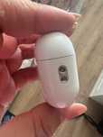 Наушники AirPods