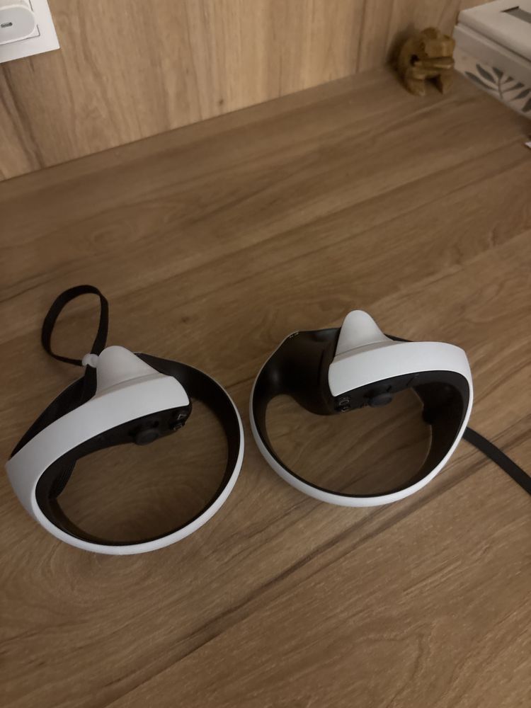 Контроллеры PlayStation VR 2