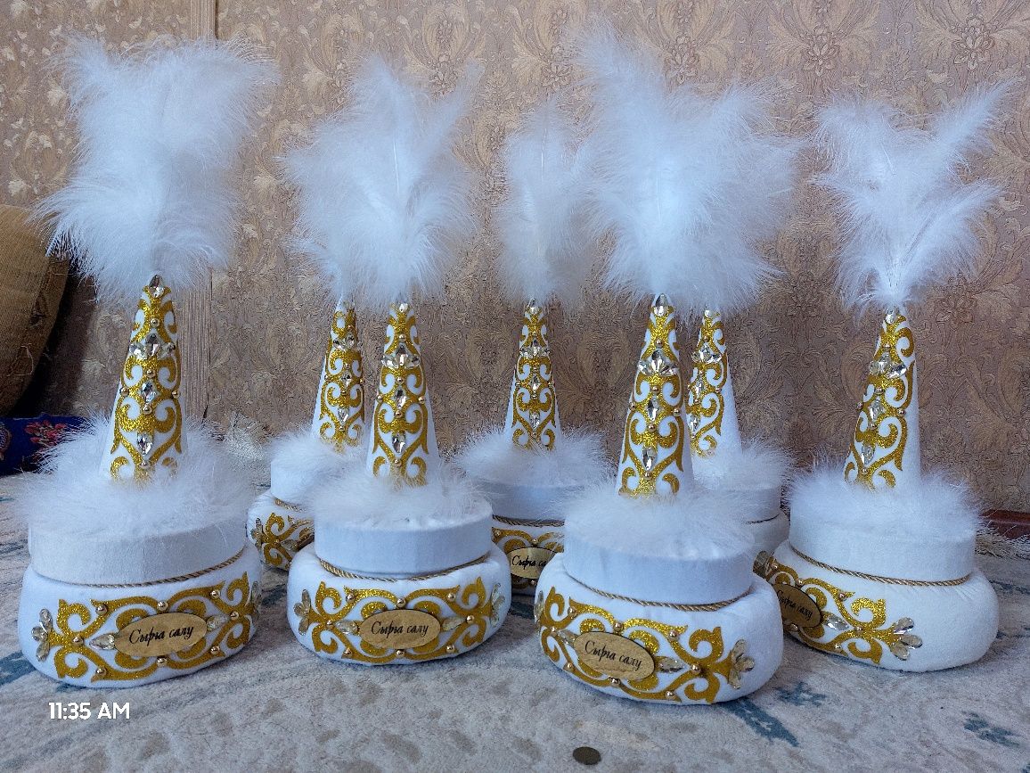 Продам  сәукеле сырға салу