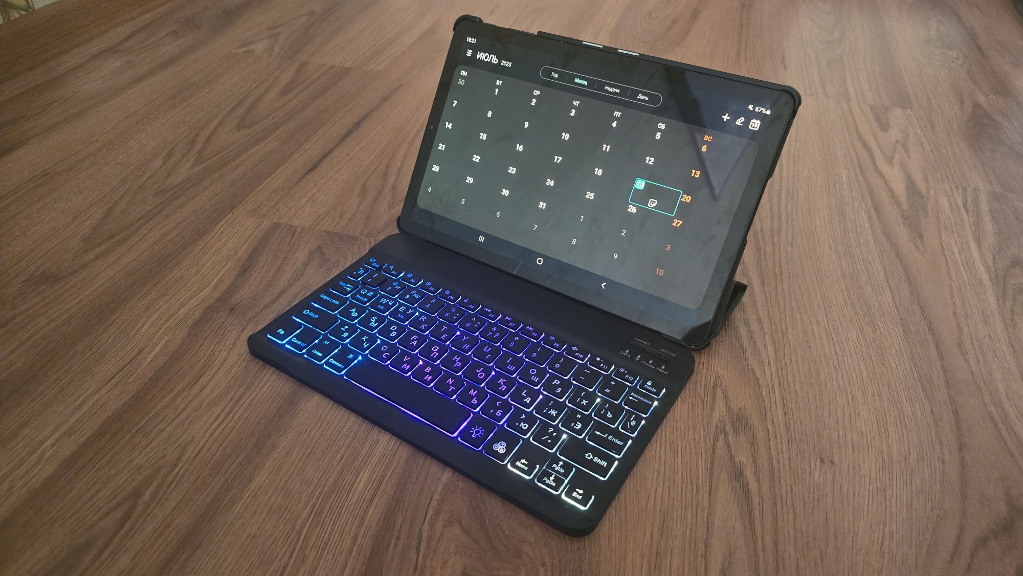 Galaxy Tab S4 64gb+чехол+клавиатура