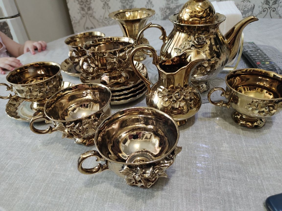 Продам чайный набор сервис