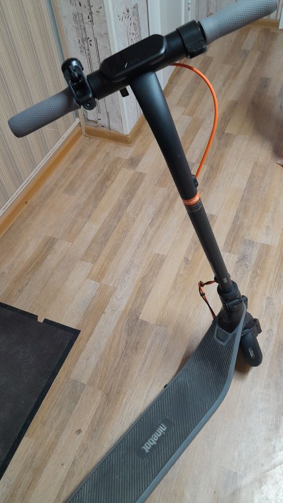 Сомакат Ninebot.