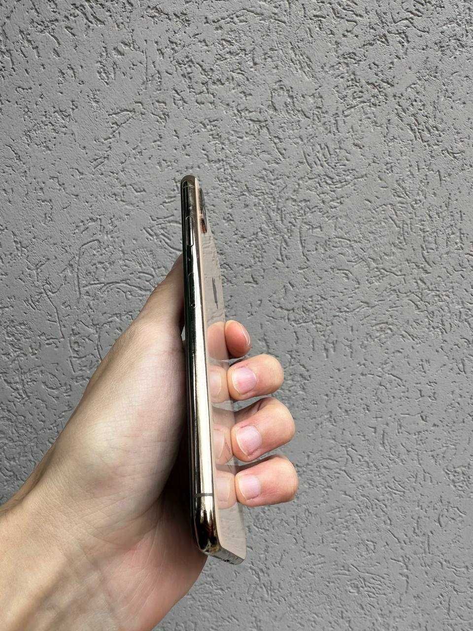 Продам iPhone Xs Max 512Gb