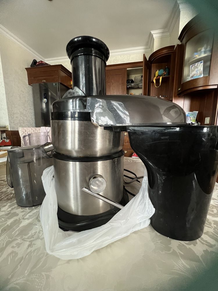 Продам соковыжималку