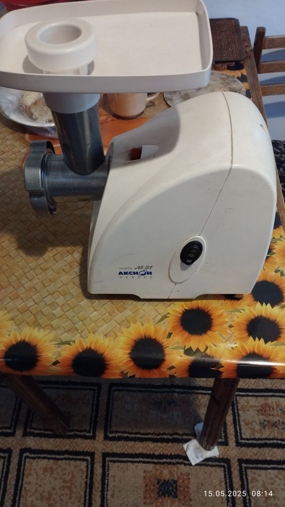 Продам электро бытовые приборы.
