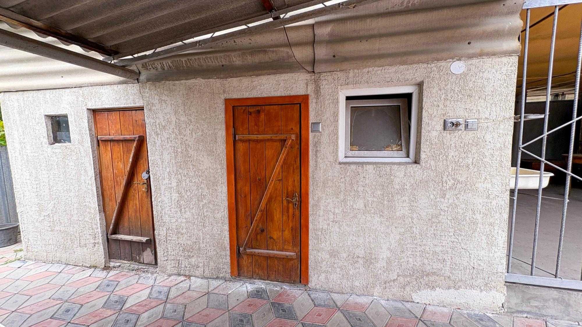 Продам дом в районе рынка Ольга Империя