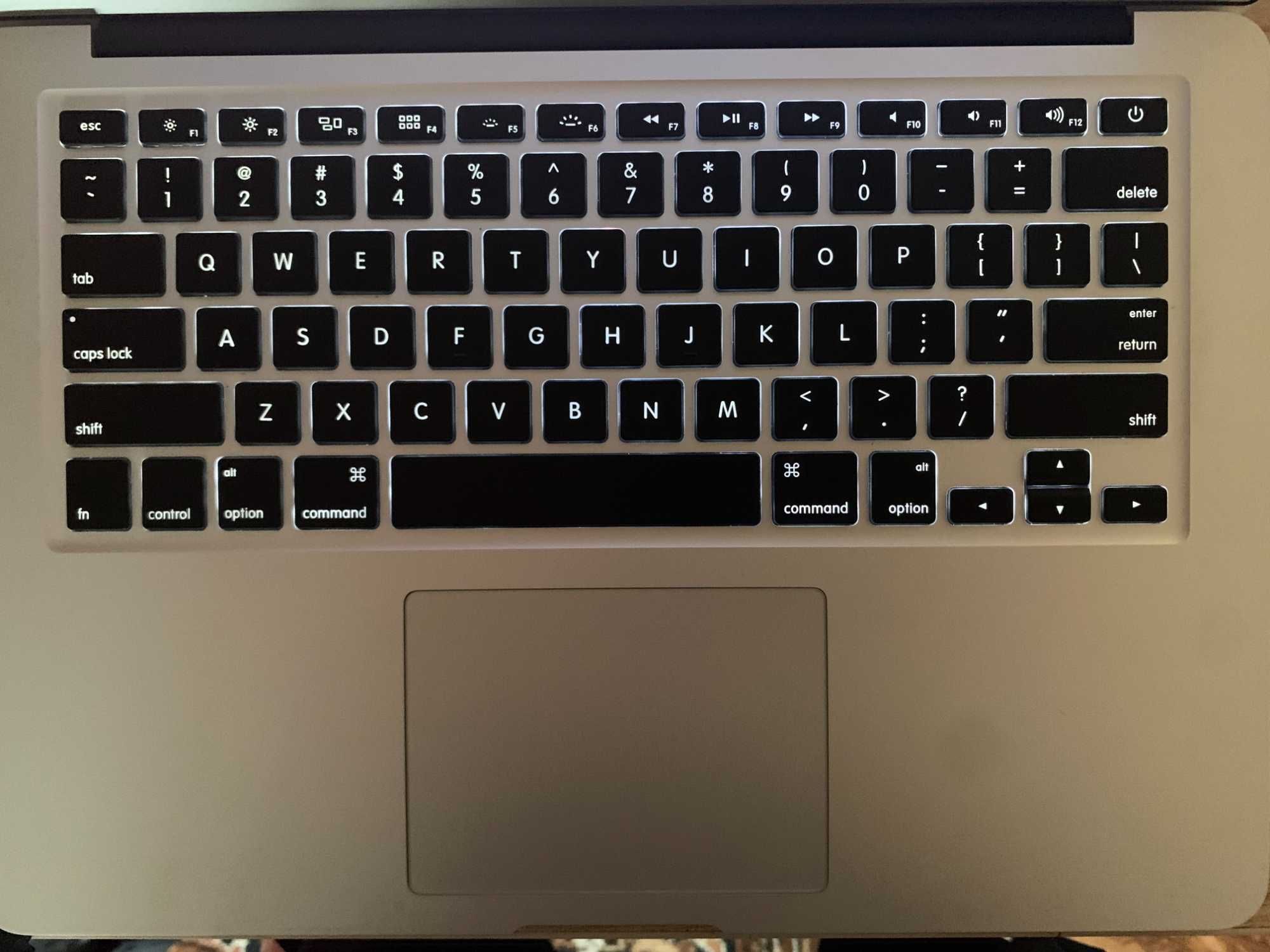 Бартер на Айфон  MacBook Air 2015 1.6GHz 128GB SSD 8GB A1466