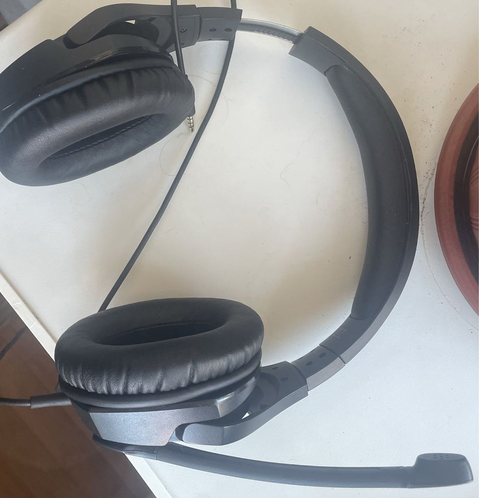 Игровые наушники HyperX Cloud Stinger (HX‑HSCS‑BK/EE)