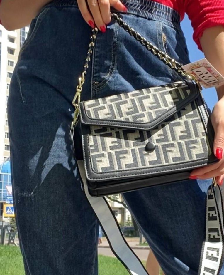 Сумка под fendi тг