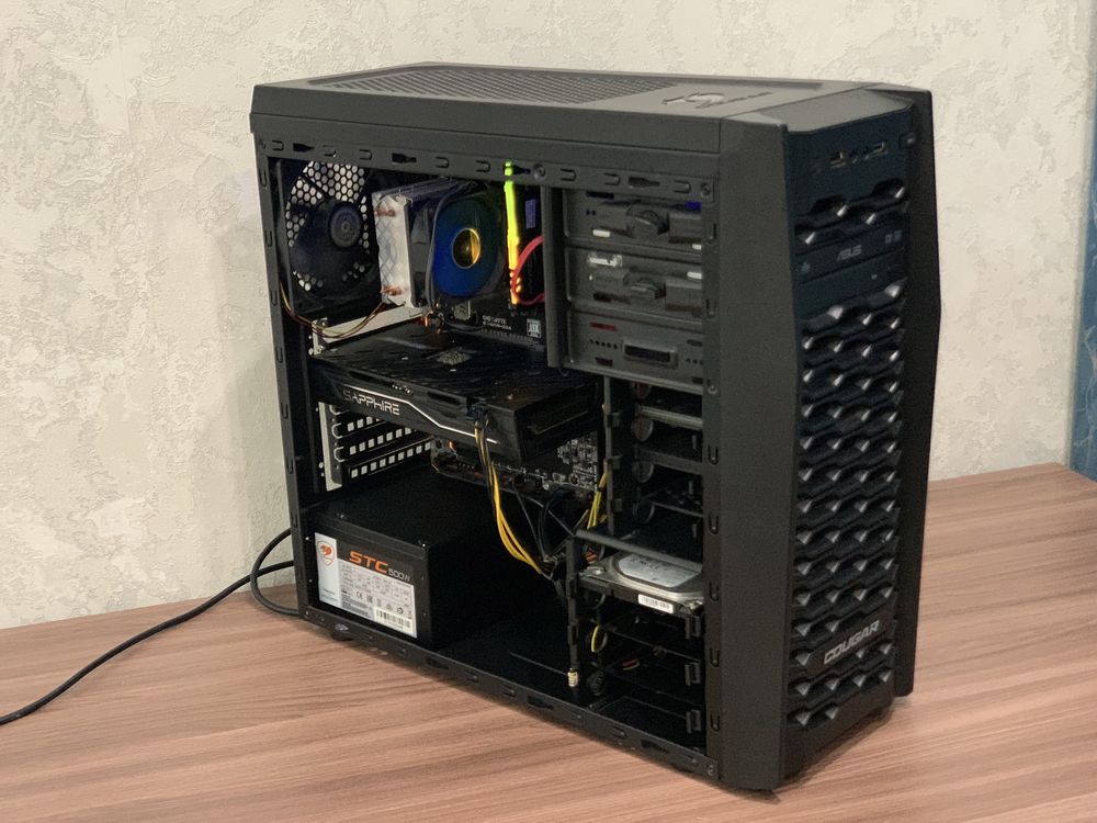 Игровой компьютер- Core i5-6500/8Gb/SSD240Gb+1Tb/Rx 590gme+ 144Hz G3