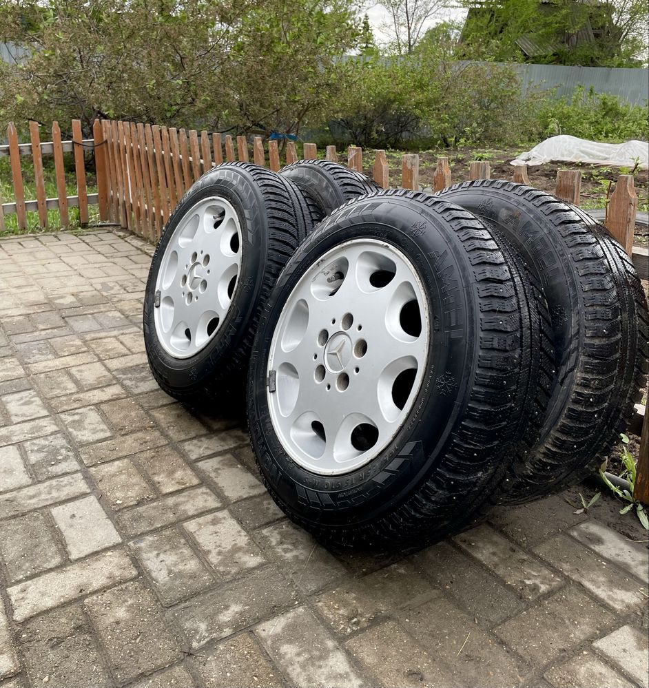 Диски с резиной R15 Mercedes