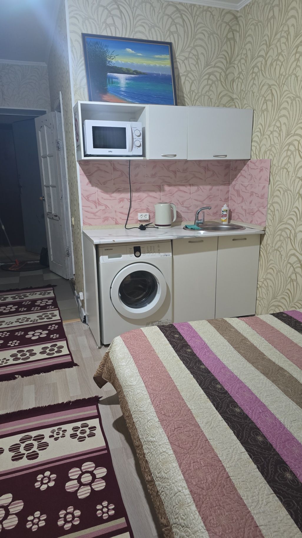Сдам 1ком.кв сутки,по часам и на ночь.Мусрепова7/2 ,7поликлиника.