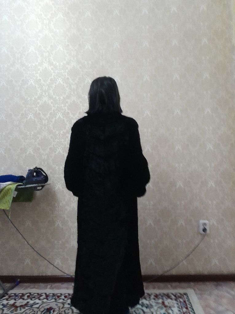 Натуральная  норковая шуба