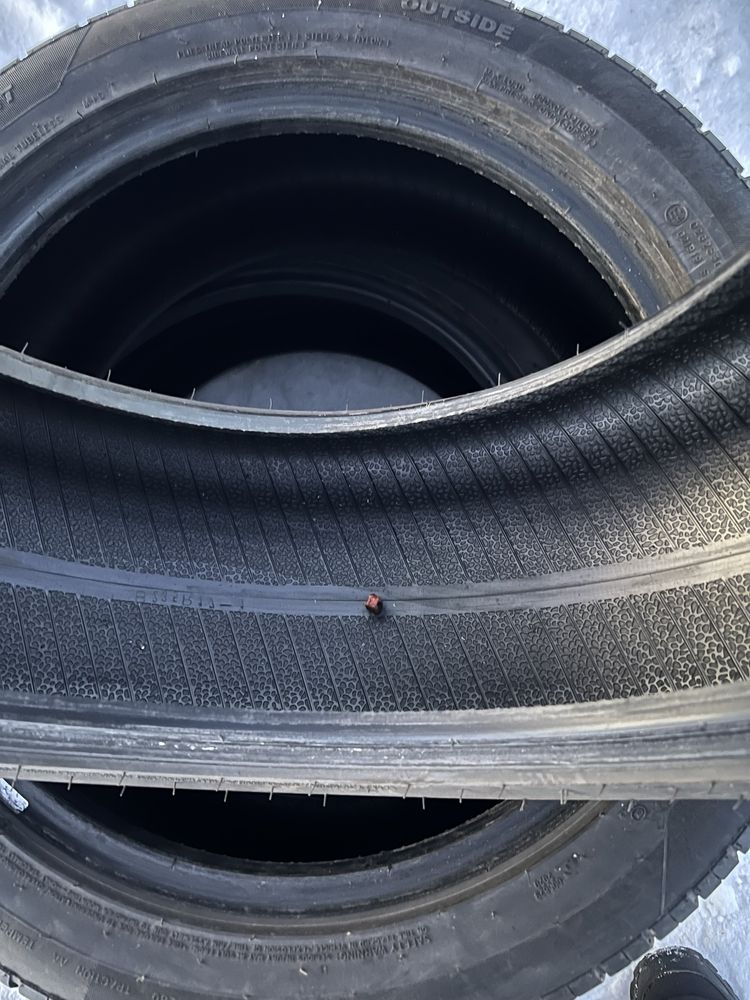 Коплект летних шин 215/50 R17