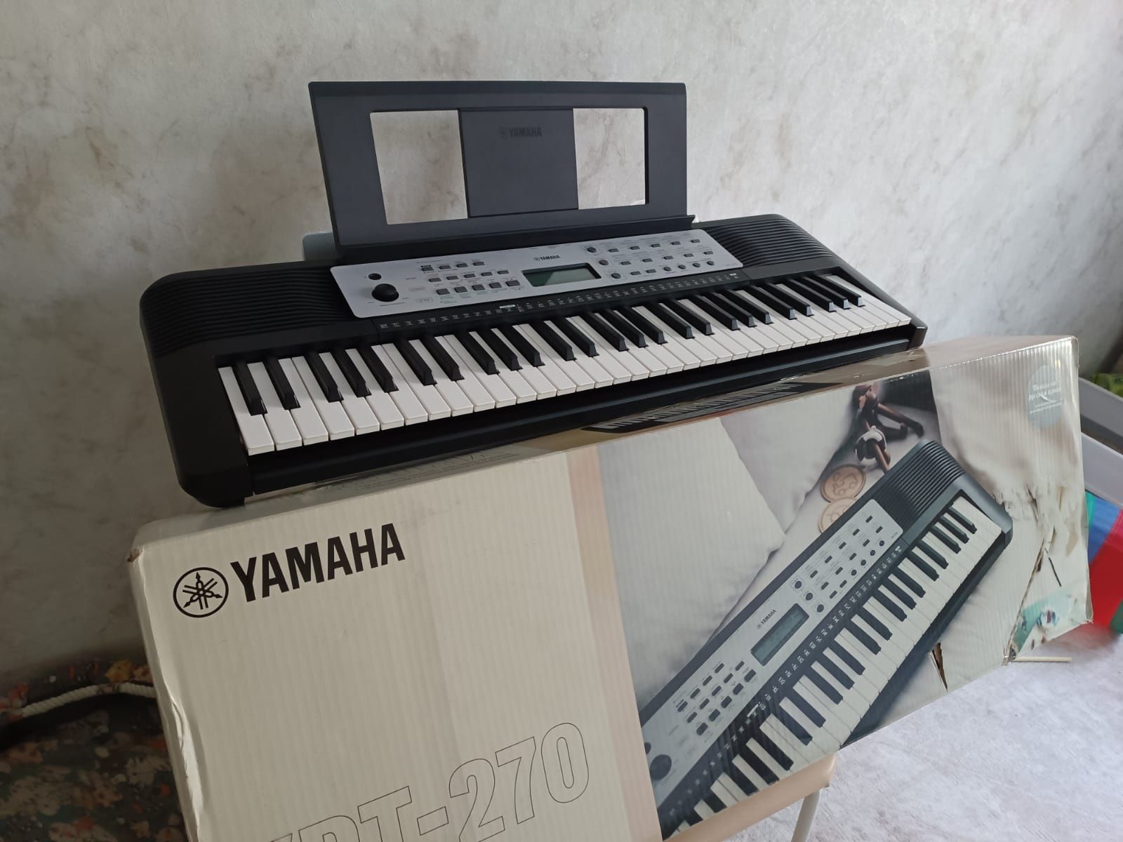 Yamaha YPT-270 синтезатор