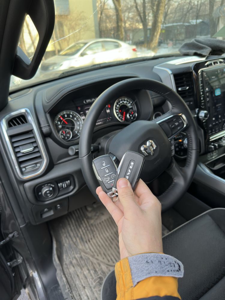 Вскрытие авто, автомобильные ключи, программирование Mercedes