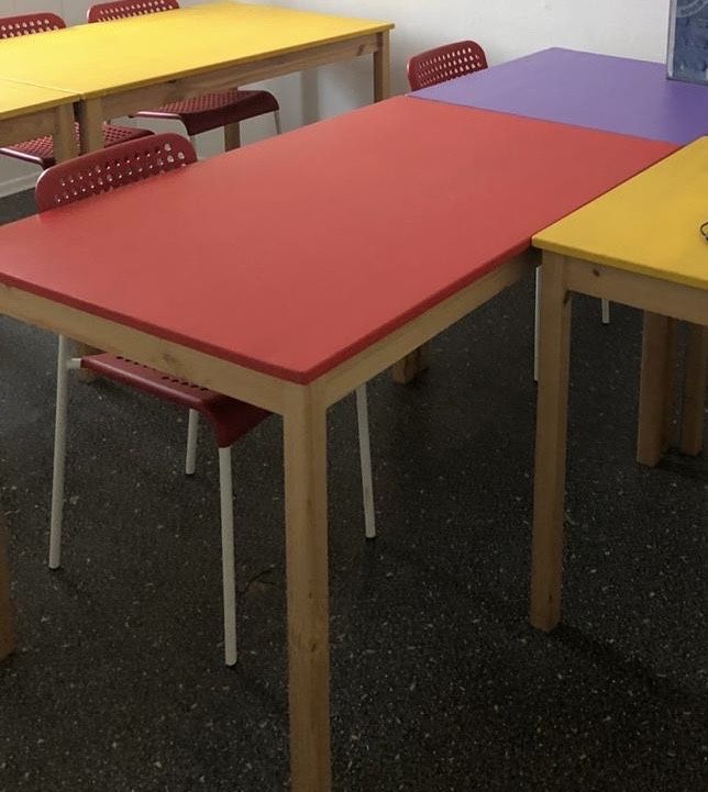 Продам столы Ikea