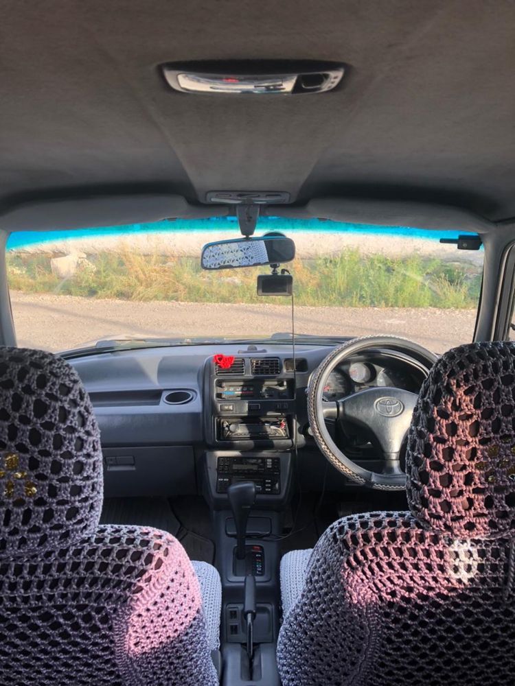 Продам автомобиль Toyota Rav 4