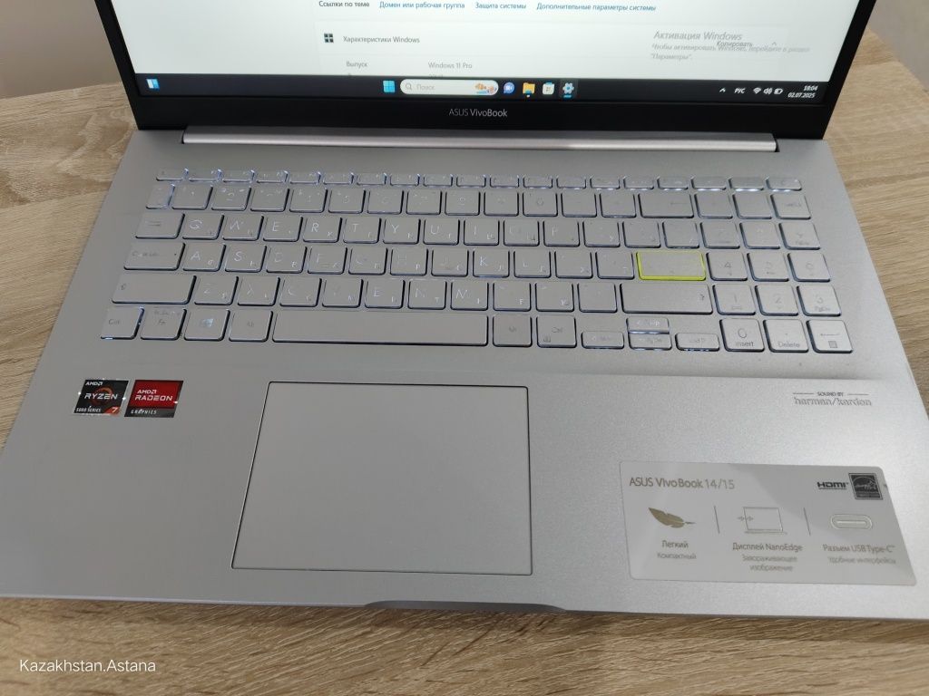 Ноутбук Asus Vivo Book Raizen 7 8GB Ram 256GB SSD