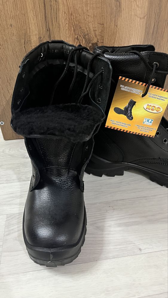 Продам берцы 40р/41р