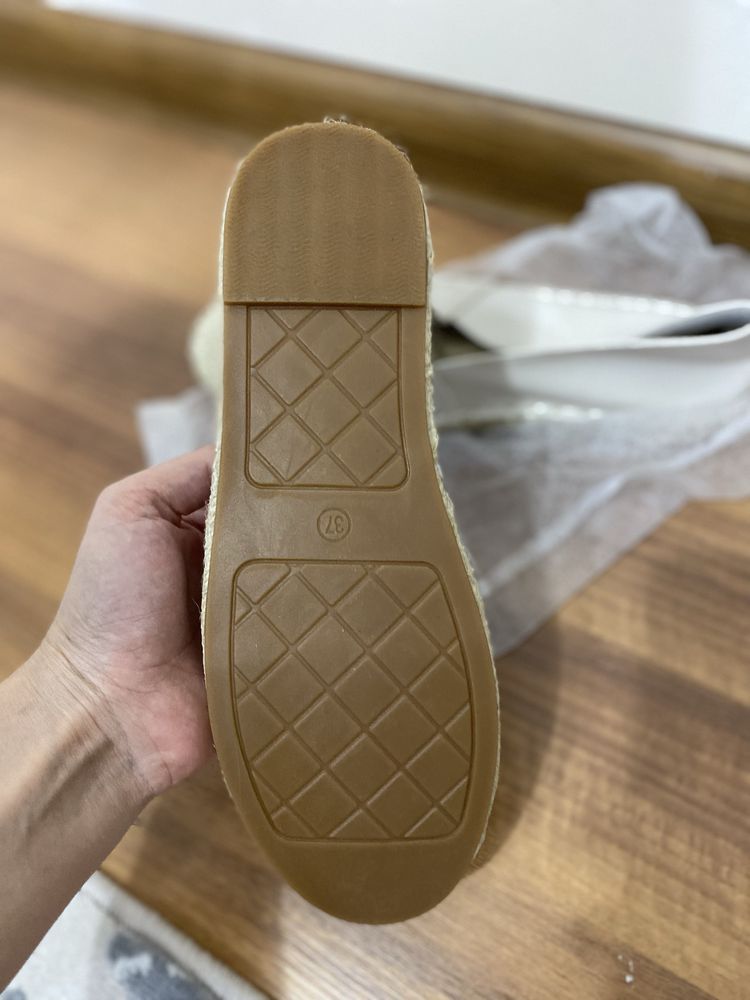 Срочно продам балетка