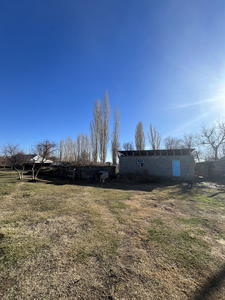 Продается 10 соток участок с времянкой