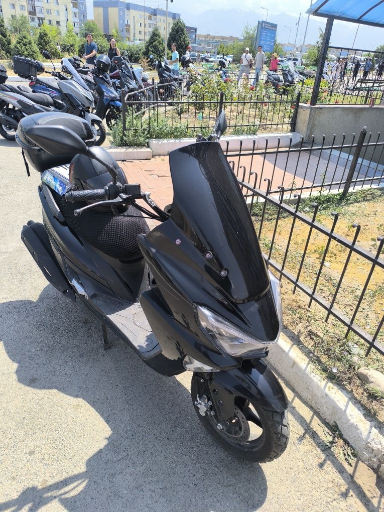 Мопед Maxi LY49 QT