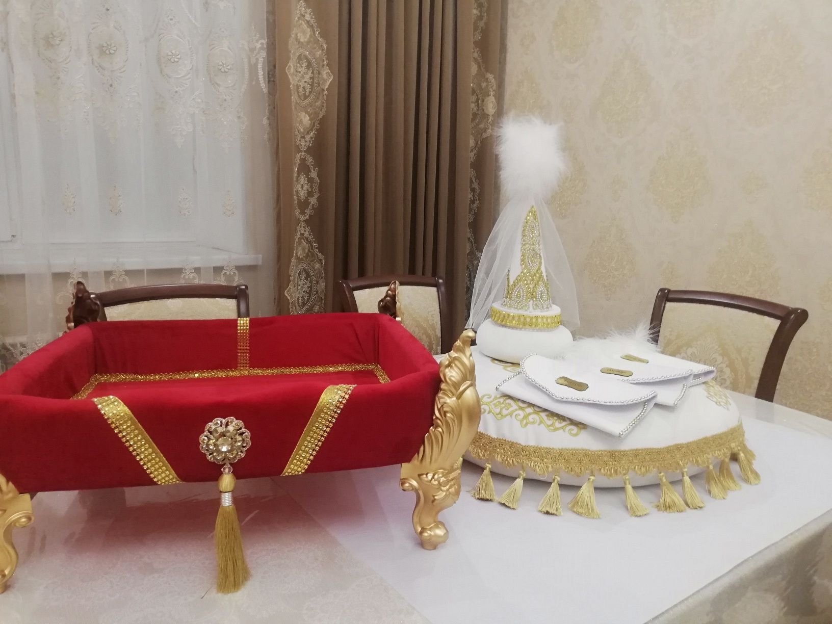 Тойбастар корзина, новая.