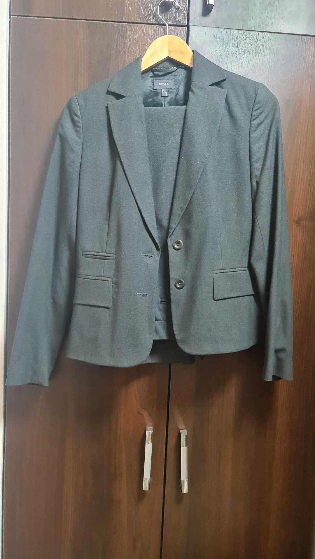 костюм женский Mexx