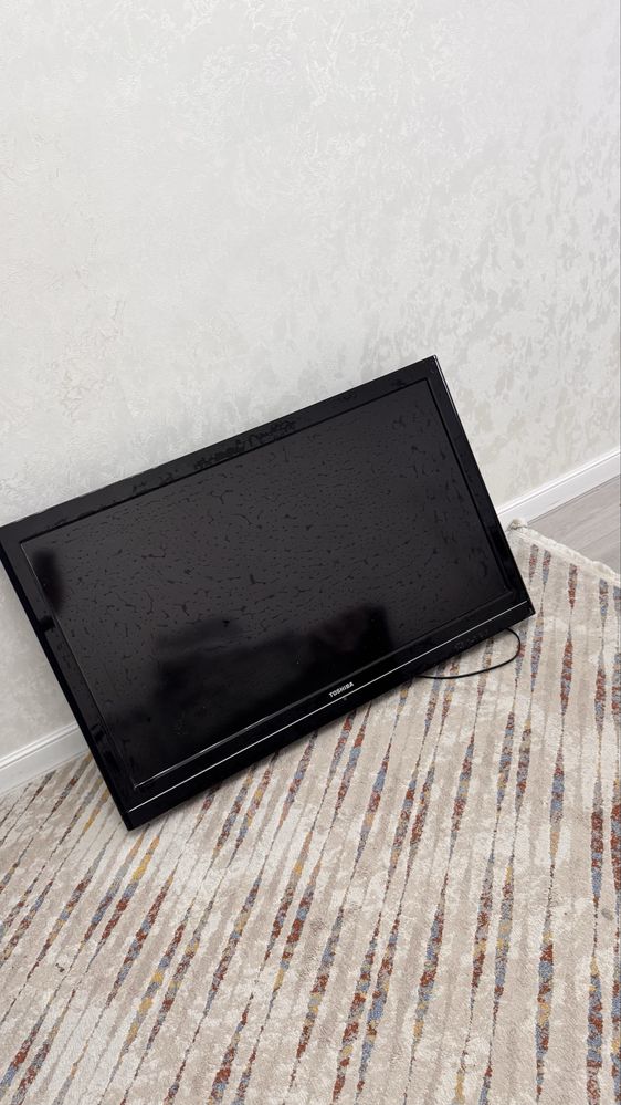 LCD телевизор Toshibo. Дешево