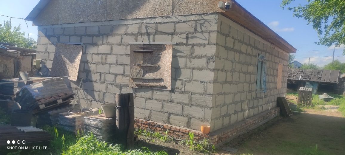 Дом 90м 2 недостроен