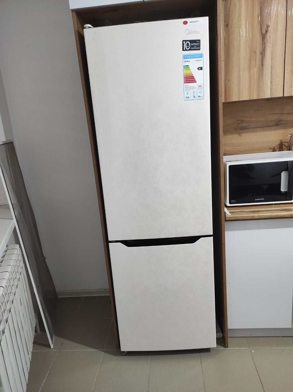 холодильник Midea