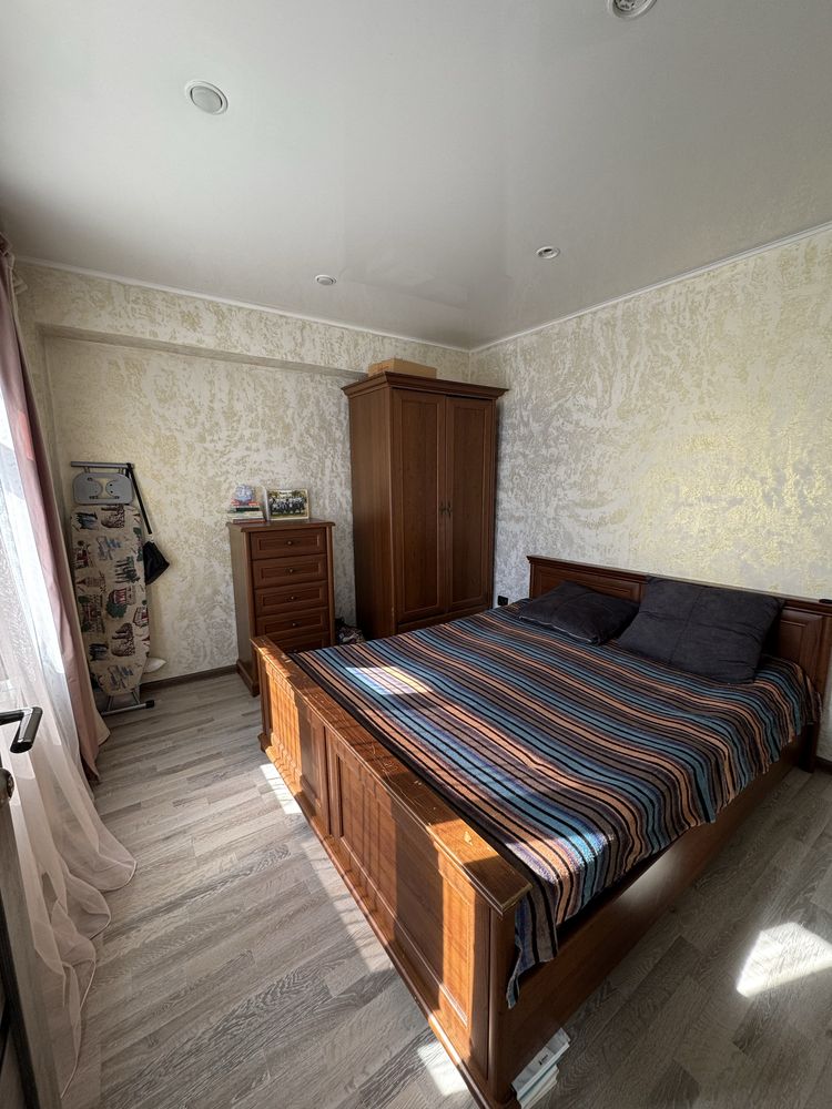 Продам 4 комн.кв,ул.Островского 6.S=60кв.м.Этаж 2/5