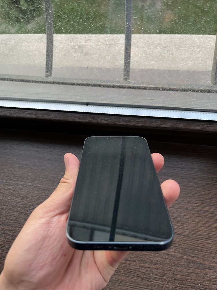 iPhone 13 Black 128gb